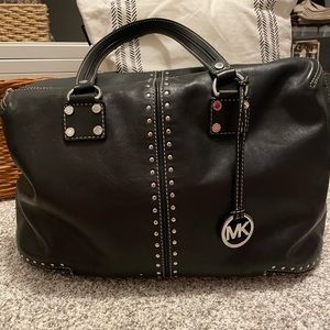 ⭐️ FINAL MARKDOWN ⭐️ MICHAEL KORS: Astor XL Studded Leather Bag pristine cond